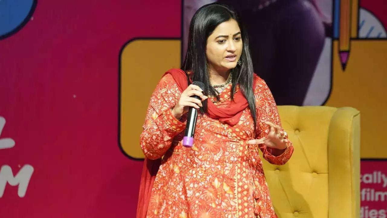 Sneha Desai says not bad pay but 'project mentality' affecting writing quality