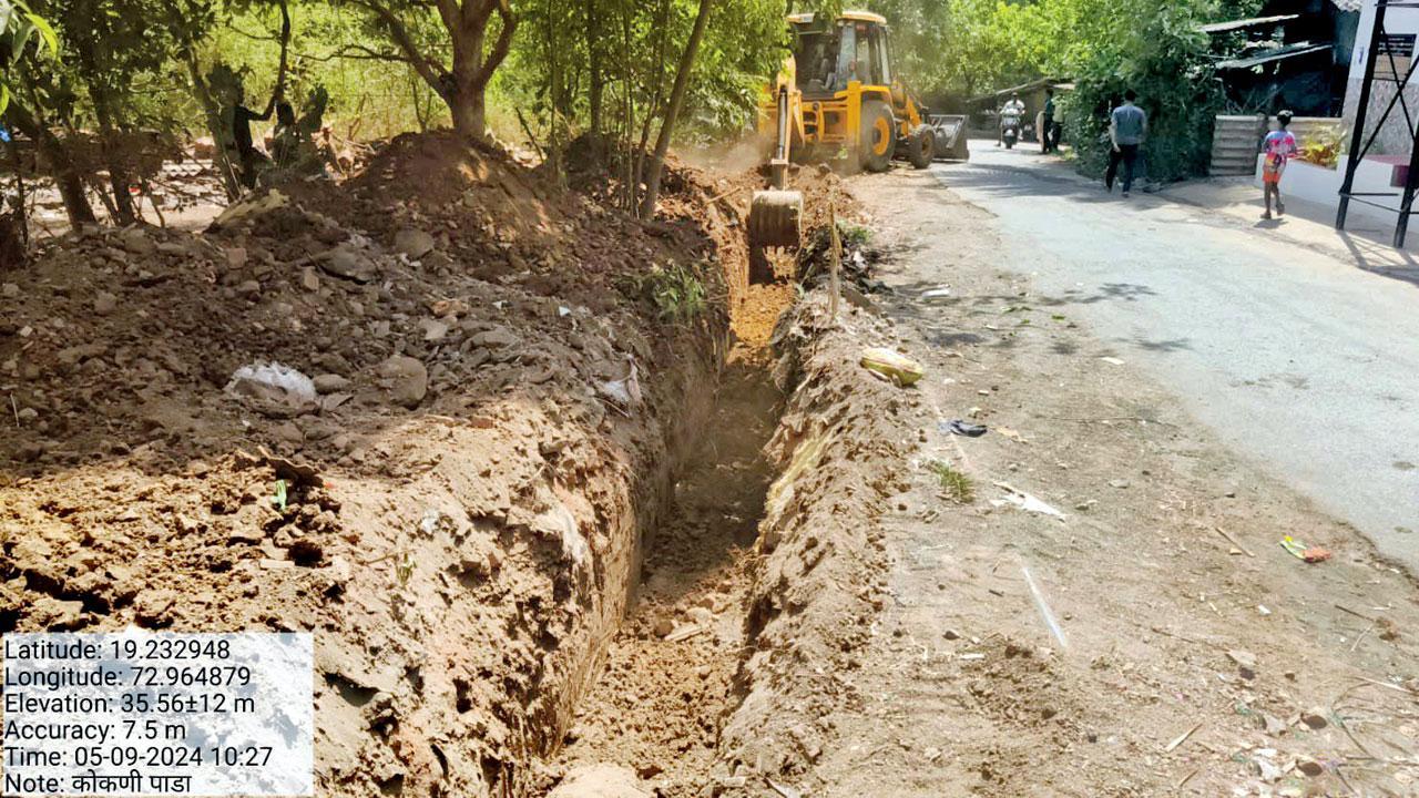 Mumbai: Digging trenches to stop encroachment