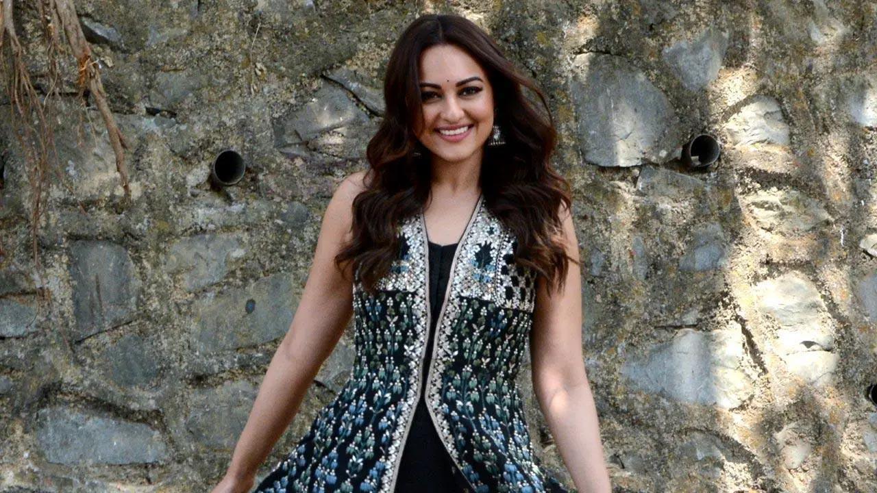 Sonakshi Sinha: If you give me right roles and right directors, I can do magic