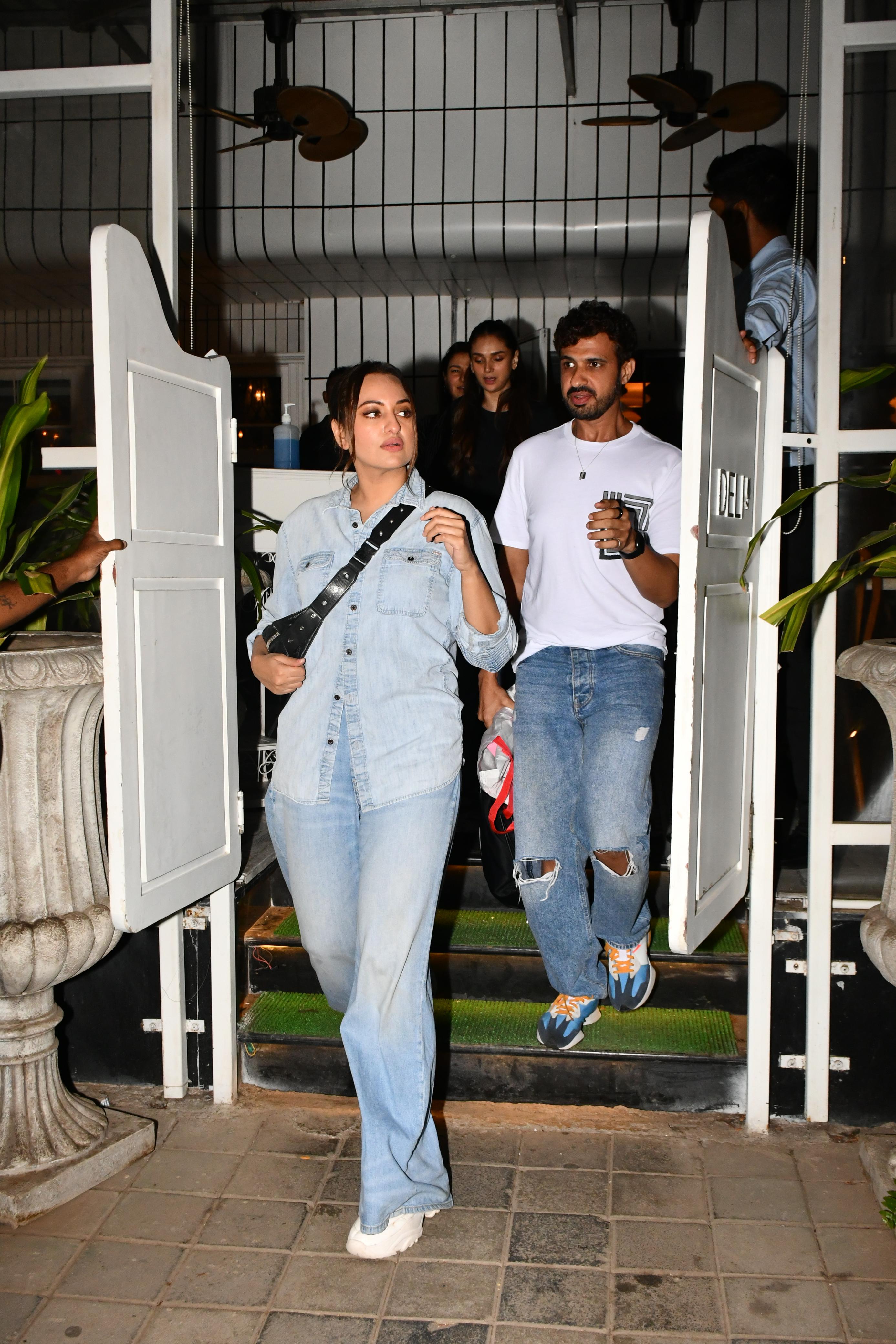 Sonakshi Sinha went out with rumoured boyfriend Zaheer Iqbal and Heeramandi co-star Aditi Rao Hydari