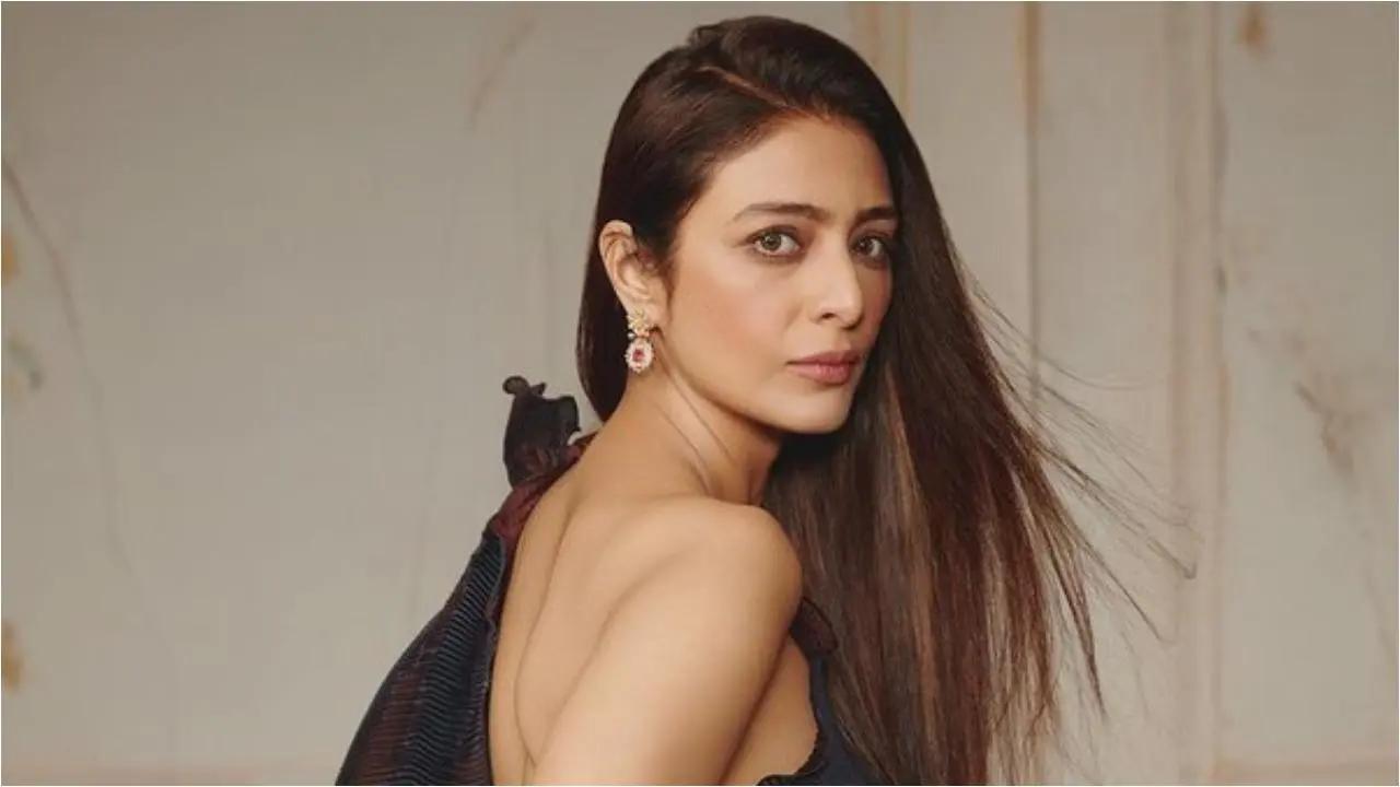 Netizens liken Mumbai sandstorm to Tabu announcing her entry into Dune universe, check out reactions!