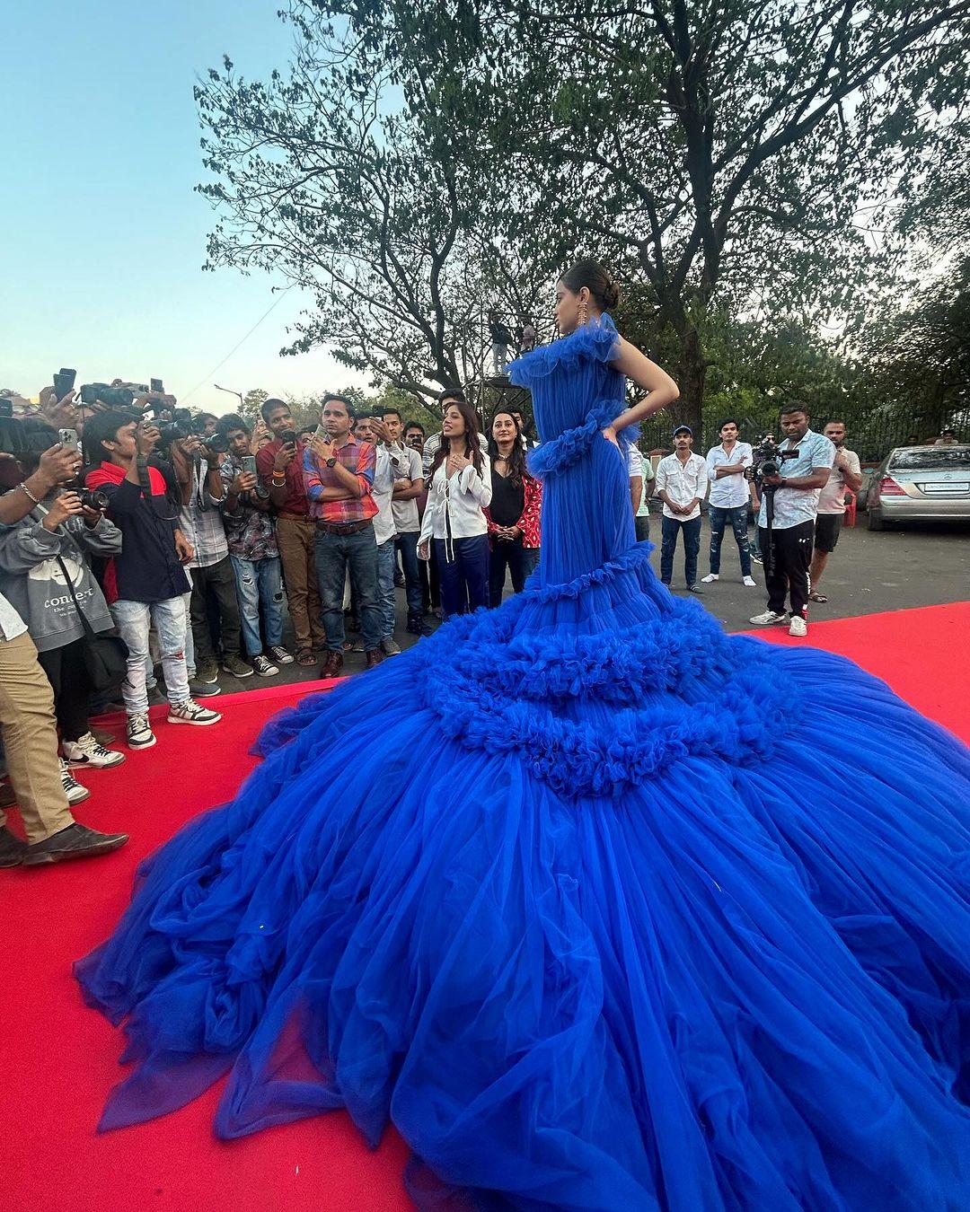 If this dress feels familiar now, it's because Cardi B wore a similar dress to the MET Gala 2024. Uorfi is truly a trendsetter!