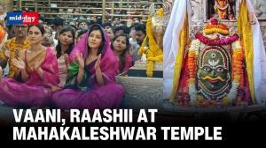 Vaani Kapoor, Raashii Khanna offer prayers at Mahakaleshwar Temple in Ujjain 