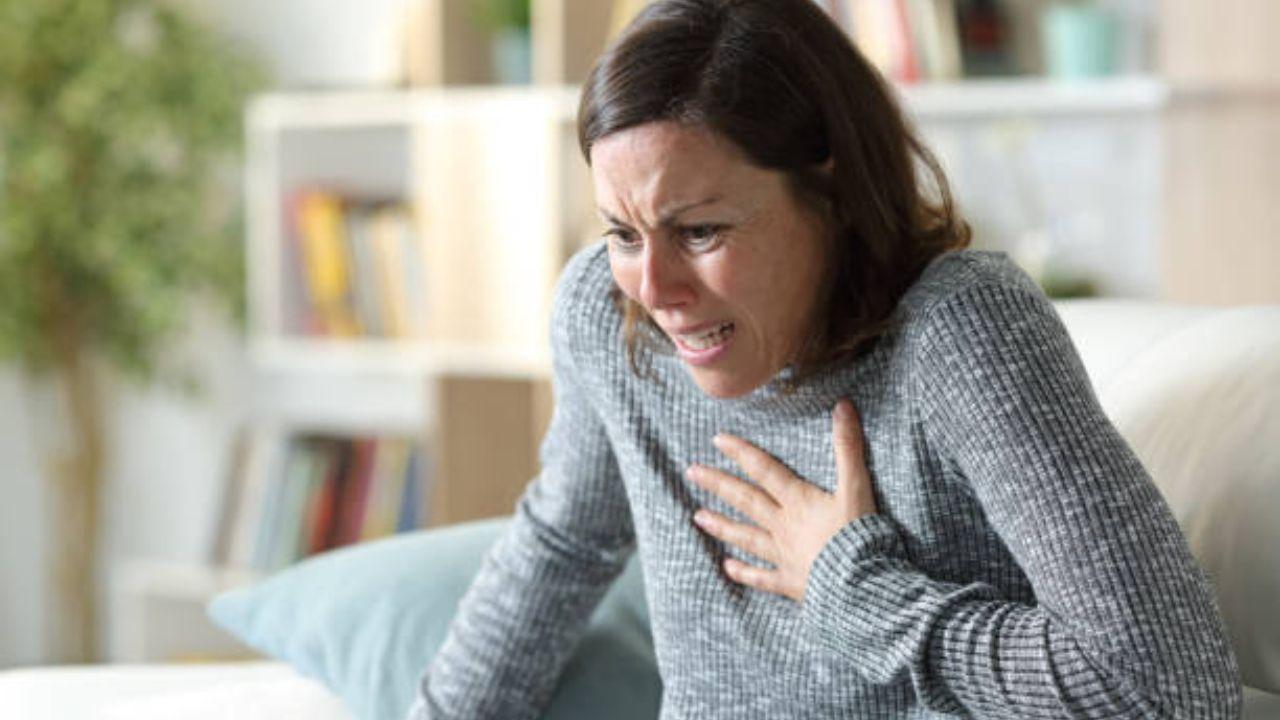 There are no vaccines available to prevent lupus as it's an autoimmune condition and most of the time it's genetic. There are also no preceding signs to identify its early onset. 