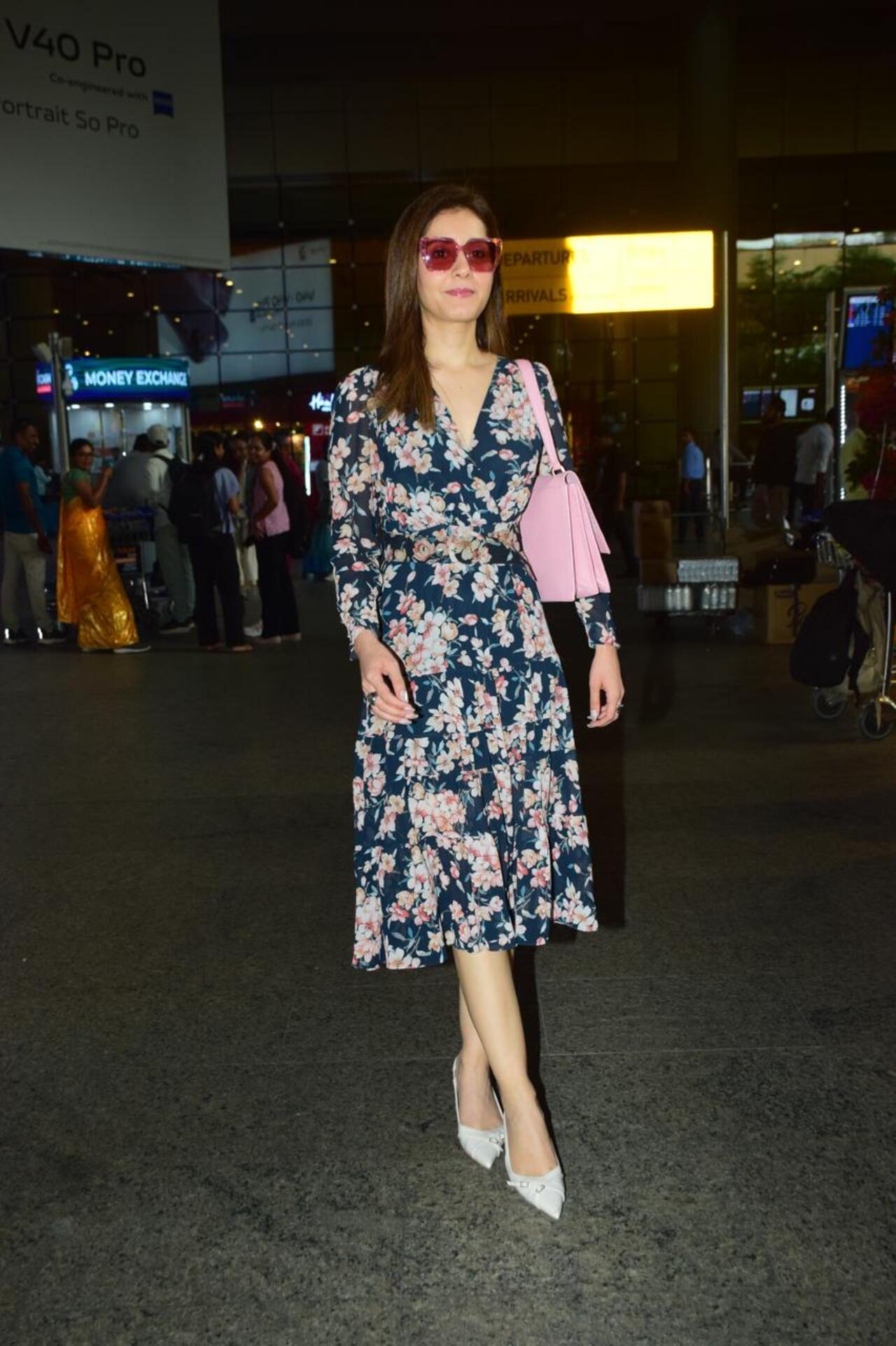 The Sabarmati Report actress Raashii Khanna made a stylish appearance at the airport