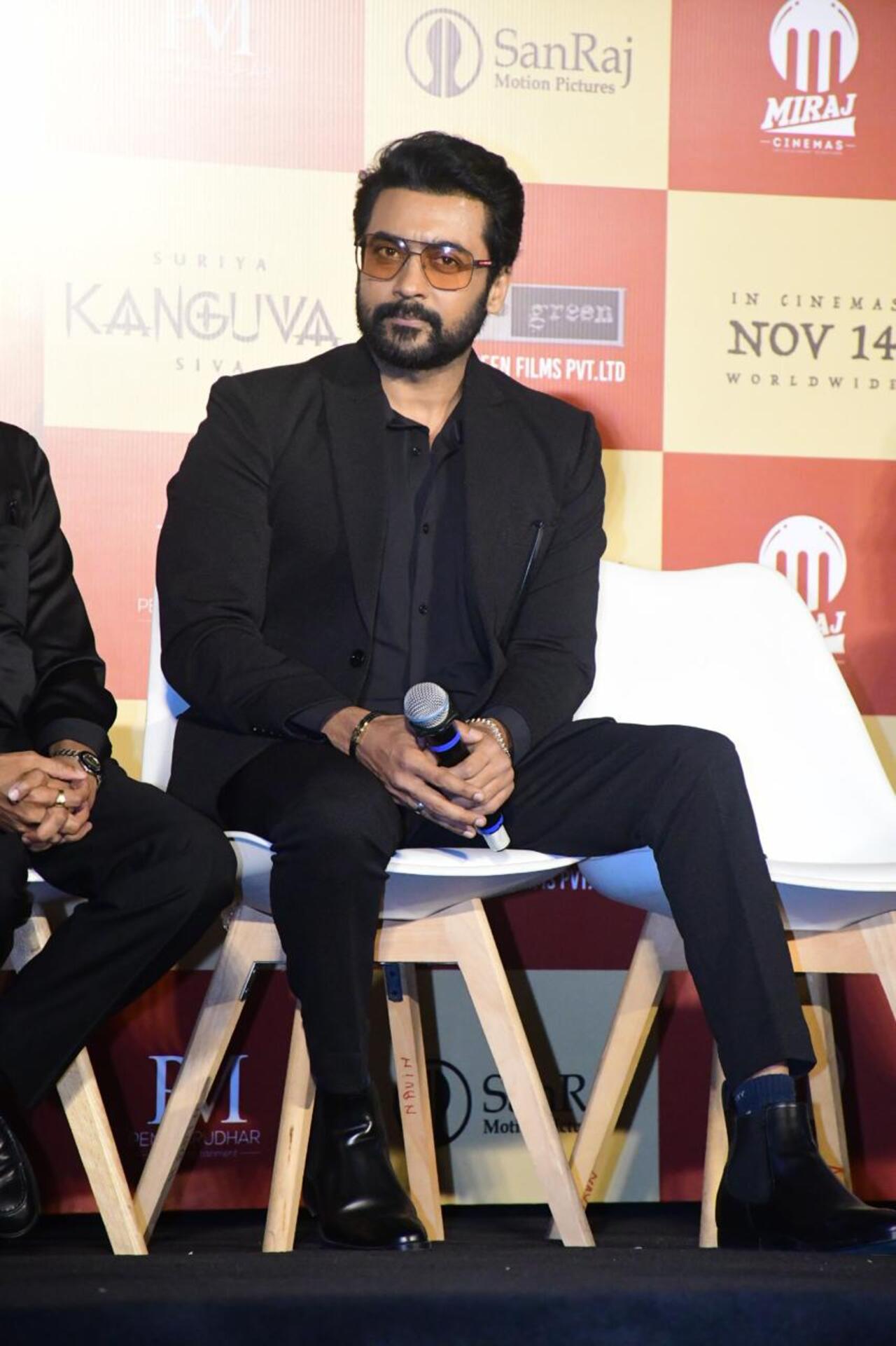 The actor looked dapper in black suit for the event held in Mumbai