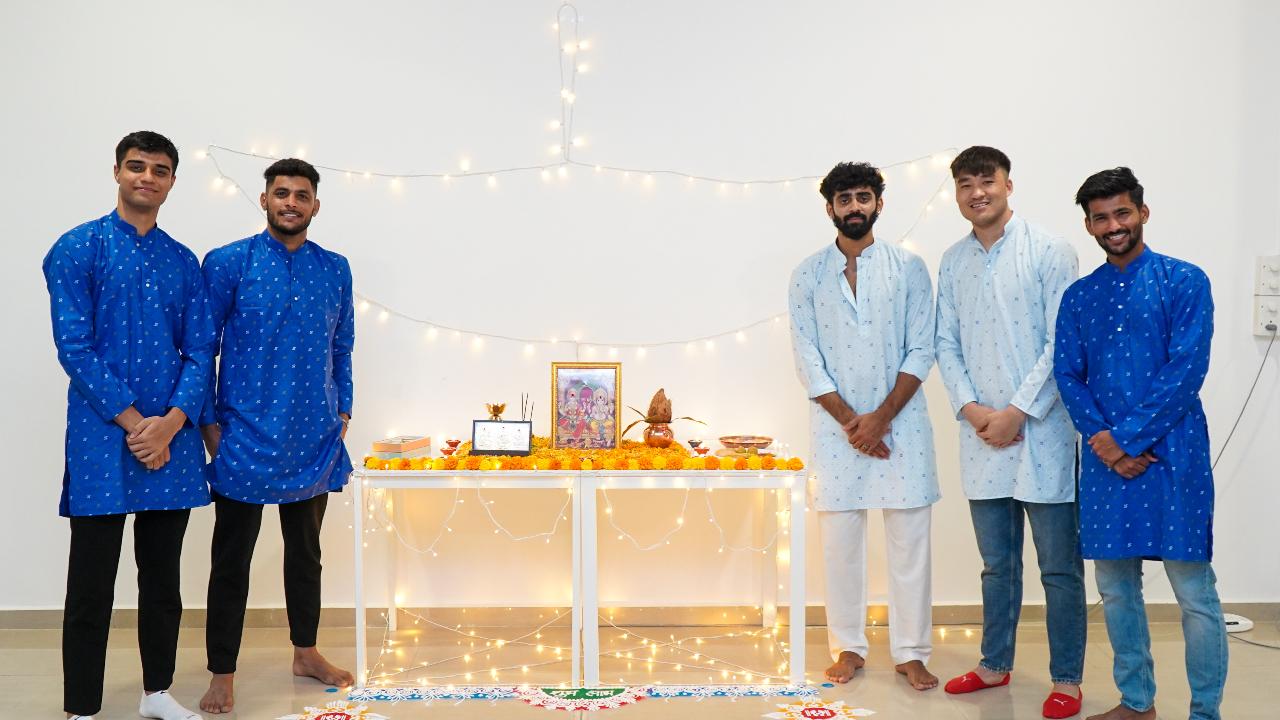 The event kicked off with Ganpati and Lakshmi pooja, setting a festive tone.