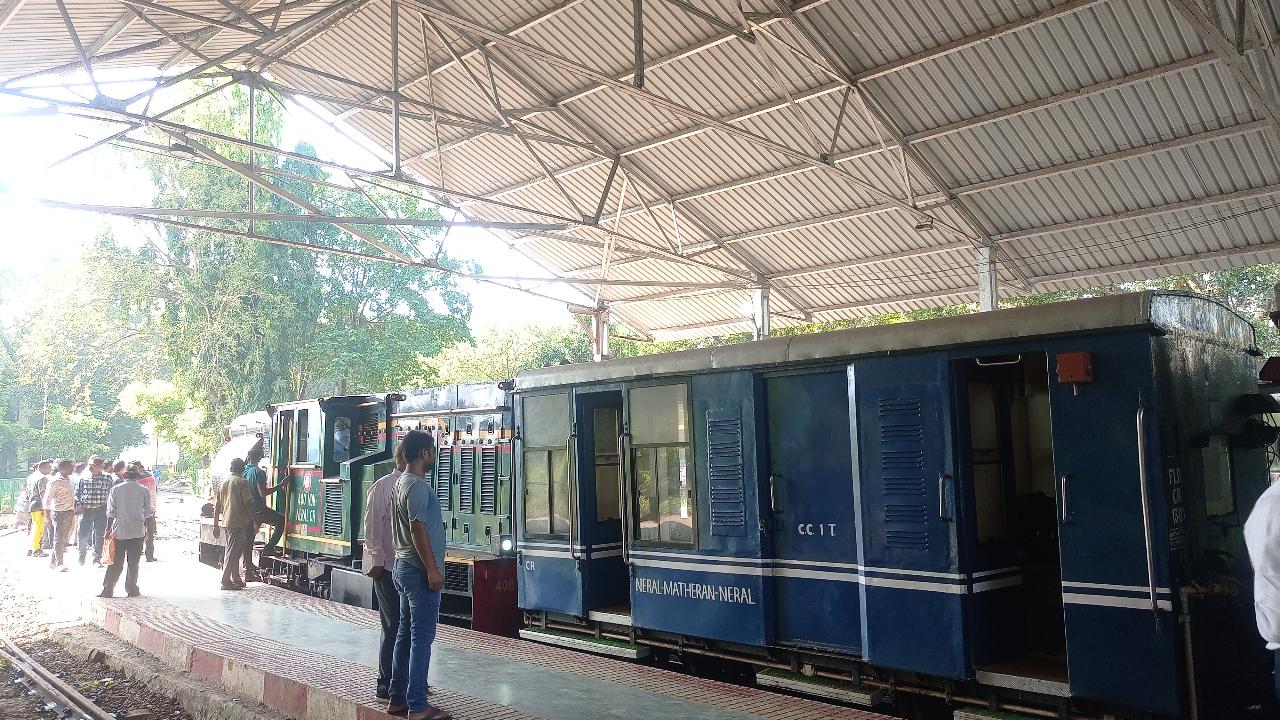 The Neral-Matheran train runs twice daily in both directions whereas the Aman Lodge-Matheran shuttle runs multiple times a day. 