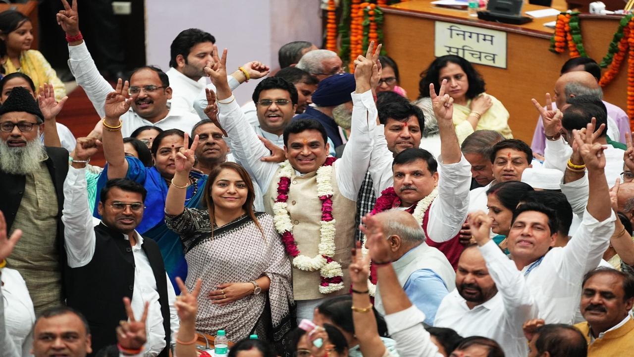 AAP's Mahesh Khichi defeats BJP's Kishan Lal by three votes to win Delhi mayor election