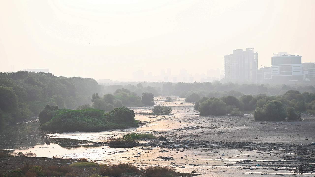 Mumbai: Poor connectivity, worse air and gridlocks plague Bandra Kurla Complex