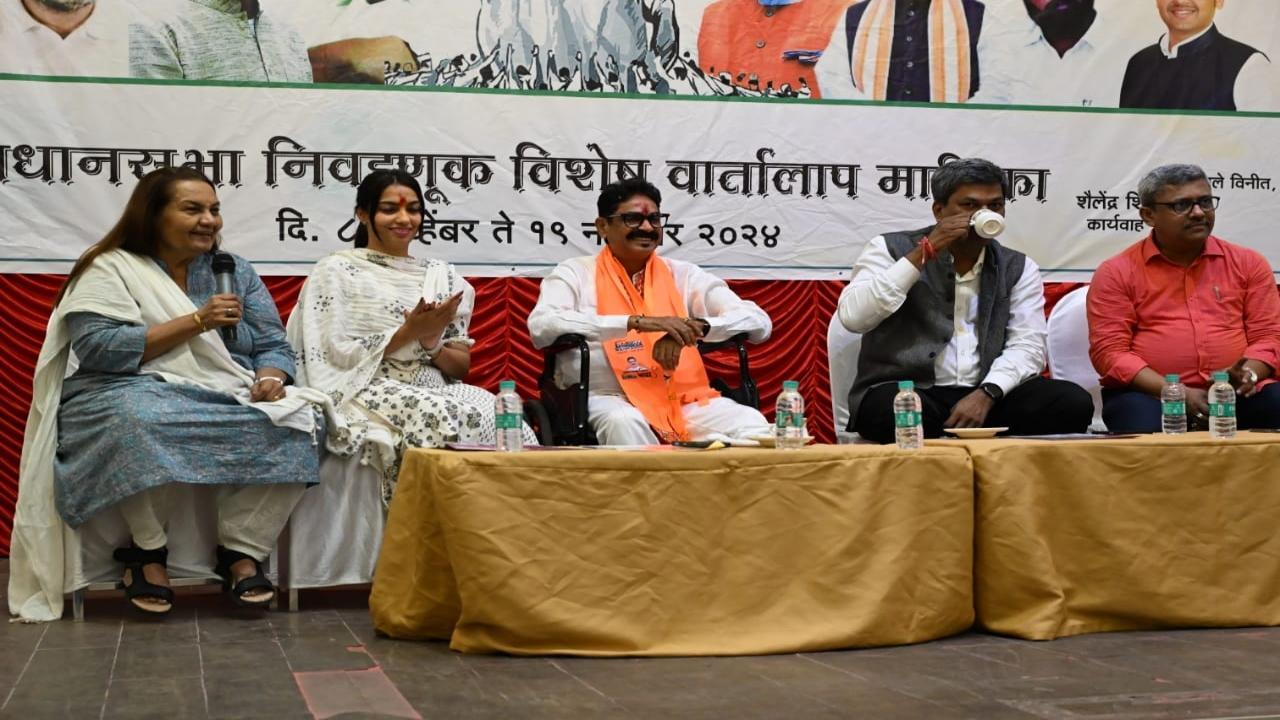 IN PHOTOS: Despite injury, MNS' Bala Nandgaonkar continues his poll campaign