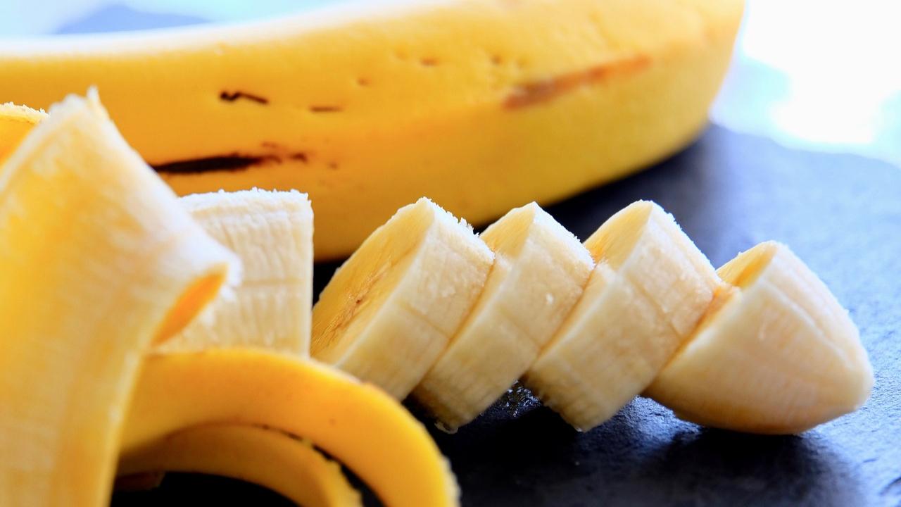 Dietary FibreFibre is absent in milk. It is of vital importance for a healthy digestion and the prevention of constipation.Sources: Add whole grains - oats, quinoa, brown rice; fruits - apples, pears, bananas; vegetables - broccoli, carrots; legumes - chickpeas, lentils. Nuts and seeds like flaxseed and chia seeds are also great sources of fibre
