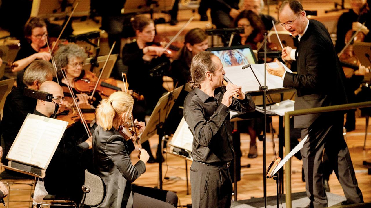 Barraud collaborates with composer Frank Strobel and the Tonhalle Orchestra 