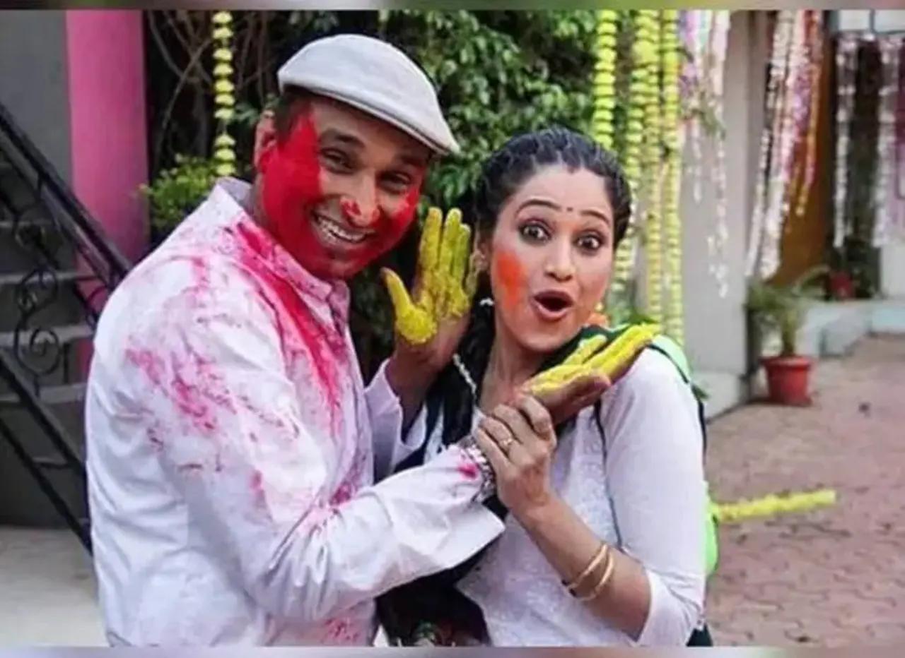 Wondering why we've included Daya and Sundar in this gallery? The fact is, Sundar and Daya, played by Mayur Vakani and Disha Vakani, are real-life siblings