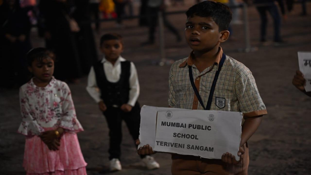 IN PHOTOS School students urge Mumbaikars to vote in Maharashtra
