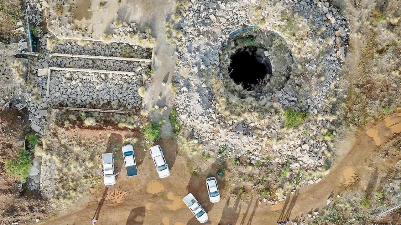 SA won’t help 4,000 illegal miners stuck in closed mine