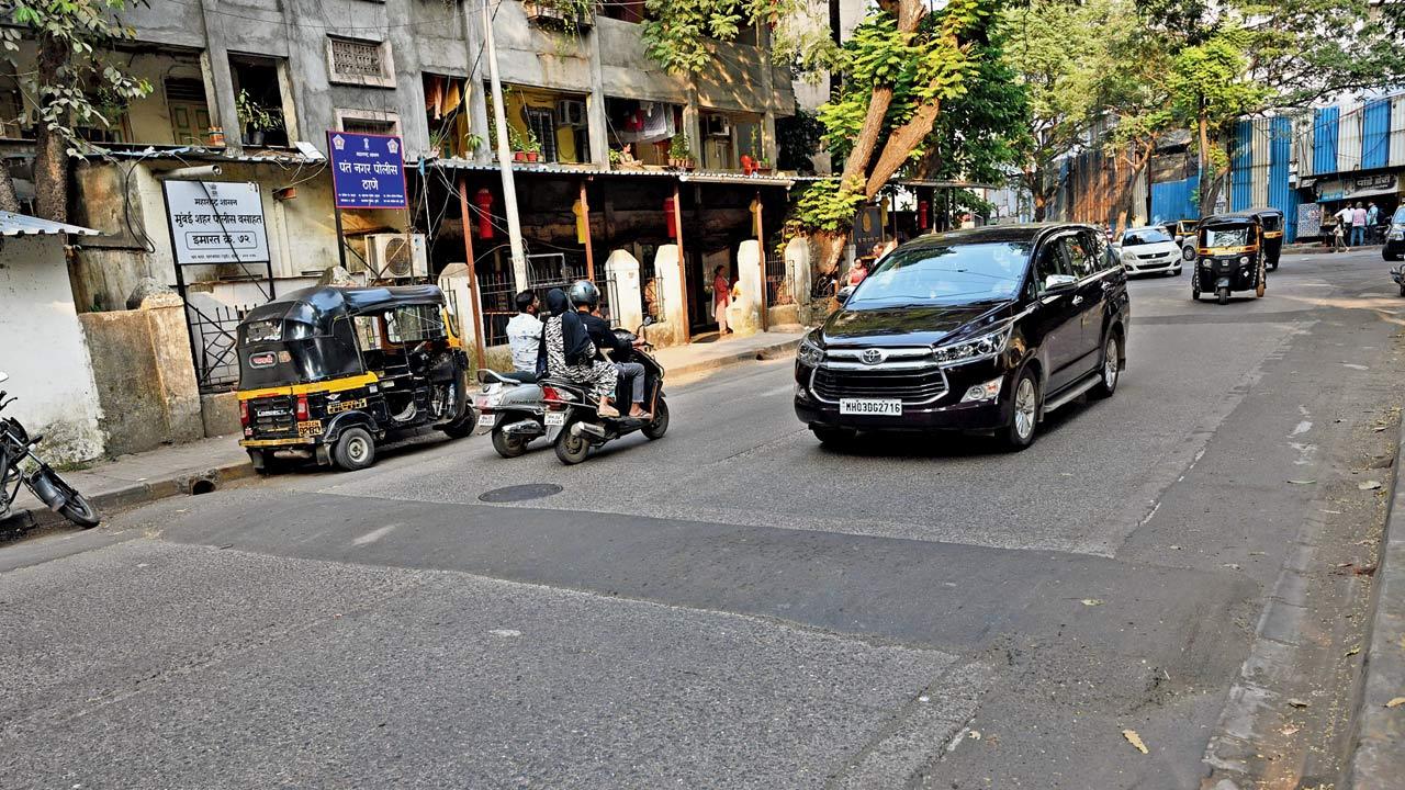 A barely marked speed breaker near Technical High School