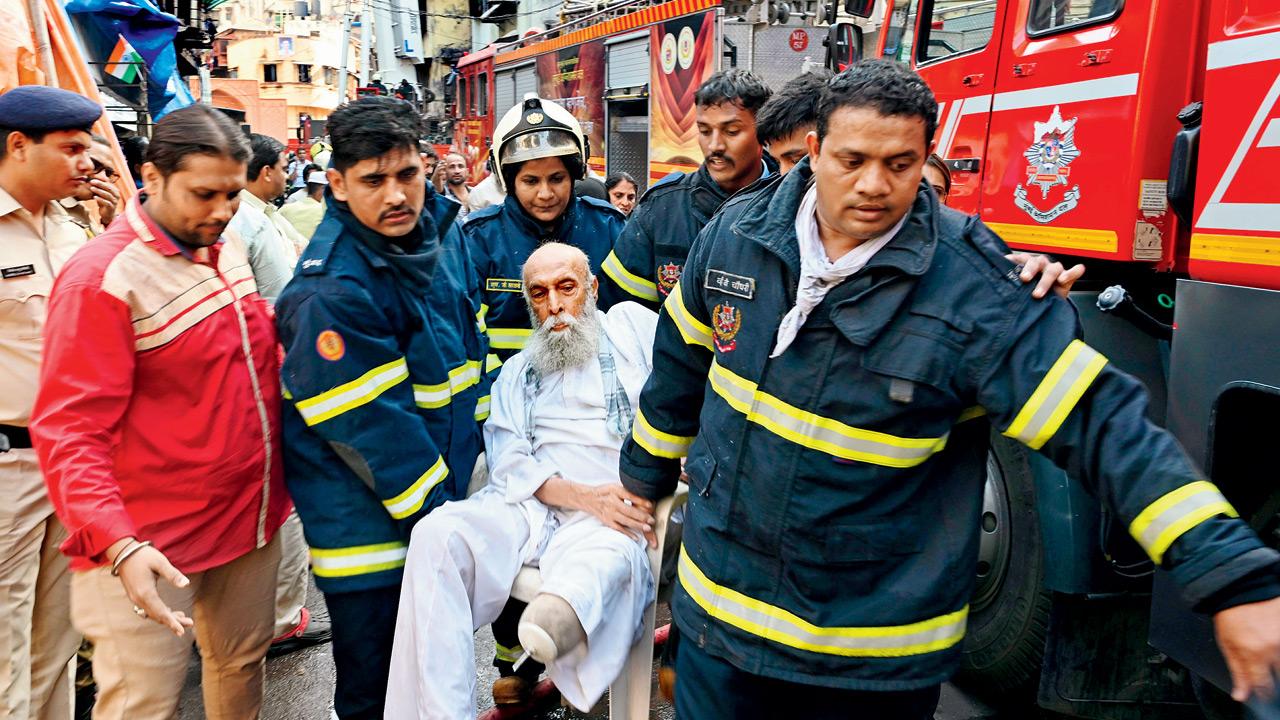 Fire brigade officer rescue a man