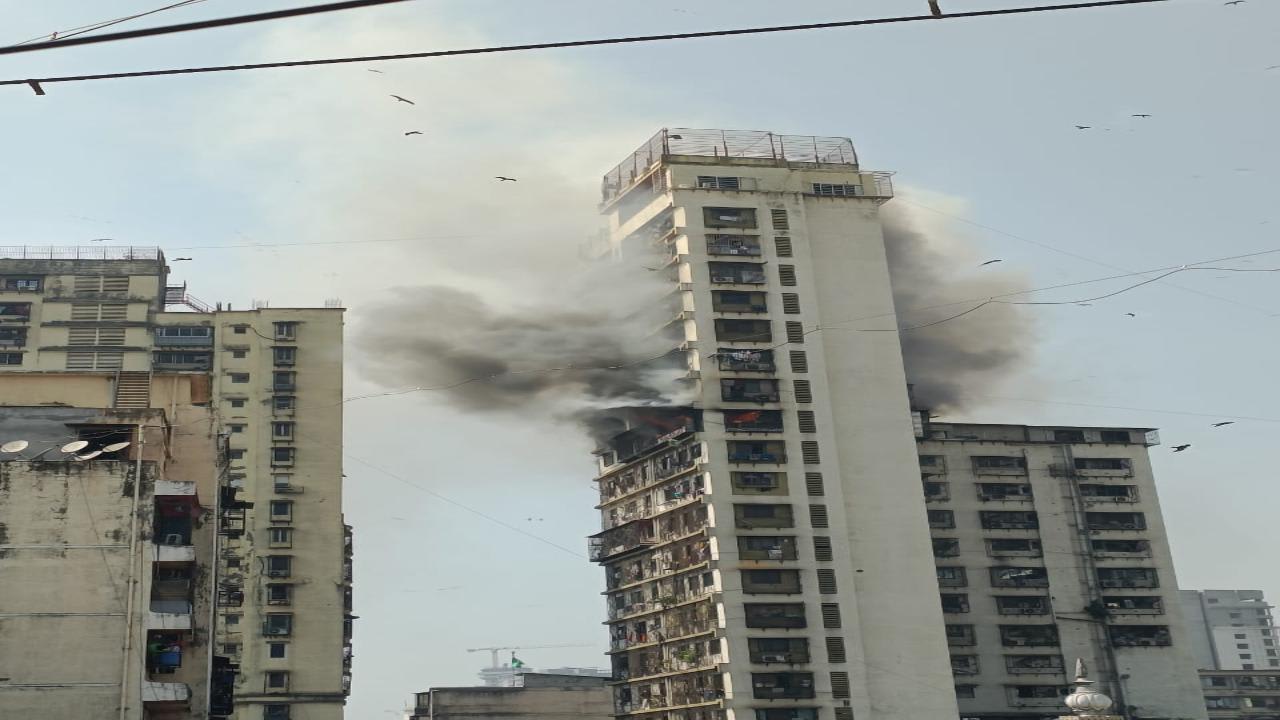 Fire breaks out on 14th floor of Dongri high-rise, no injuries reported