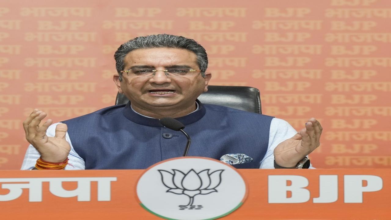 BJP dares Congress leaders to resign on EVM issue
