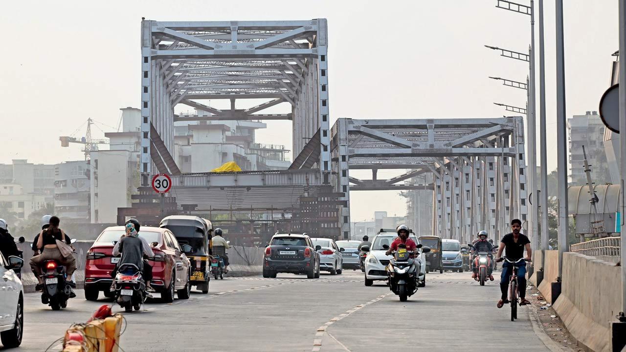 Mumbai: Andheri's Gokhale bridge work misses deadline again