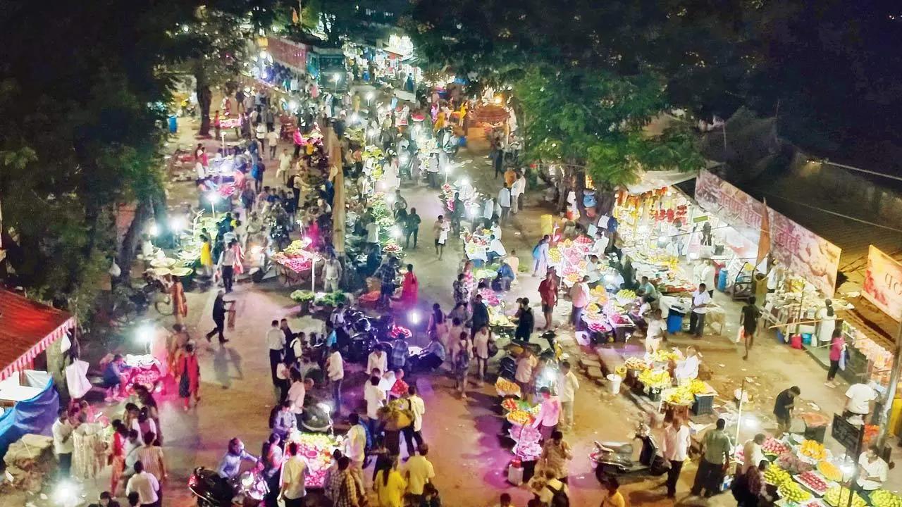 Mid-Day Top News at this hour: Human Rights Commission summons officers over Borivli hawkers’ menace; Senior citizen seduces senior citizens in suburbs and more