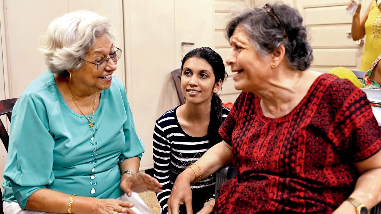 Seniors at Chai Masti Centre in Tardeo, run by the Dignity Foundation, meet up for cuppa every evening. Pics/Kirti Surve Parade