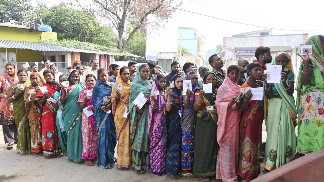 Jharkhand polls: Peaceful, Naxal violence-free voting, 66.18 pc turnout recorded in 43 assembly seats