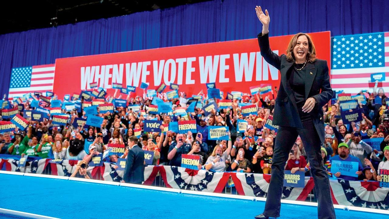 Polls indicate US election is too close to call