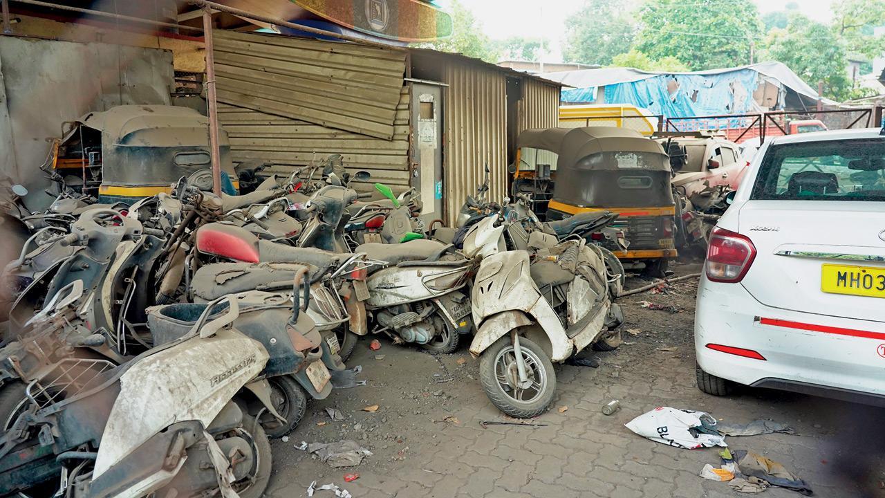 Mumbai: BMC to appoint contractor to get rid of abandoned vehicles