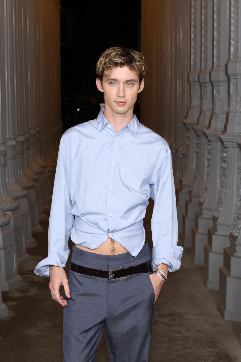 Australian singer Troye Sivan attends the LACMA Art+Film Gala at the Los Angeles County Museum of Art 