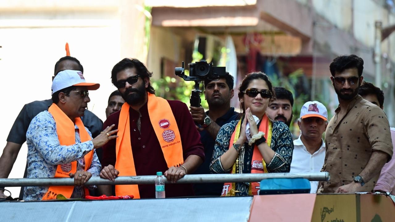 The young MNS leader was accompanied by wife Mitali while campaigning at the Fisherman Colony, Mahim