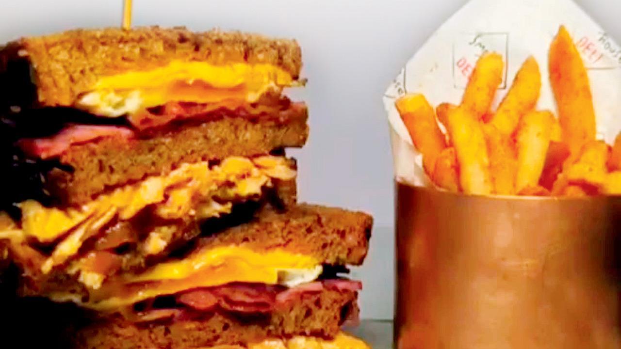 Enjoy Thanksgiving with these feasts in Mumbai and a recipe to recreate turkey leftover sandwich inspired by Ross Geller from Friends