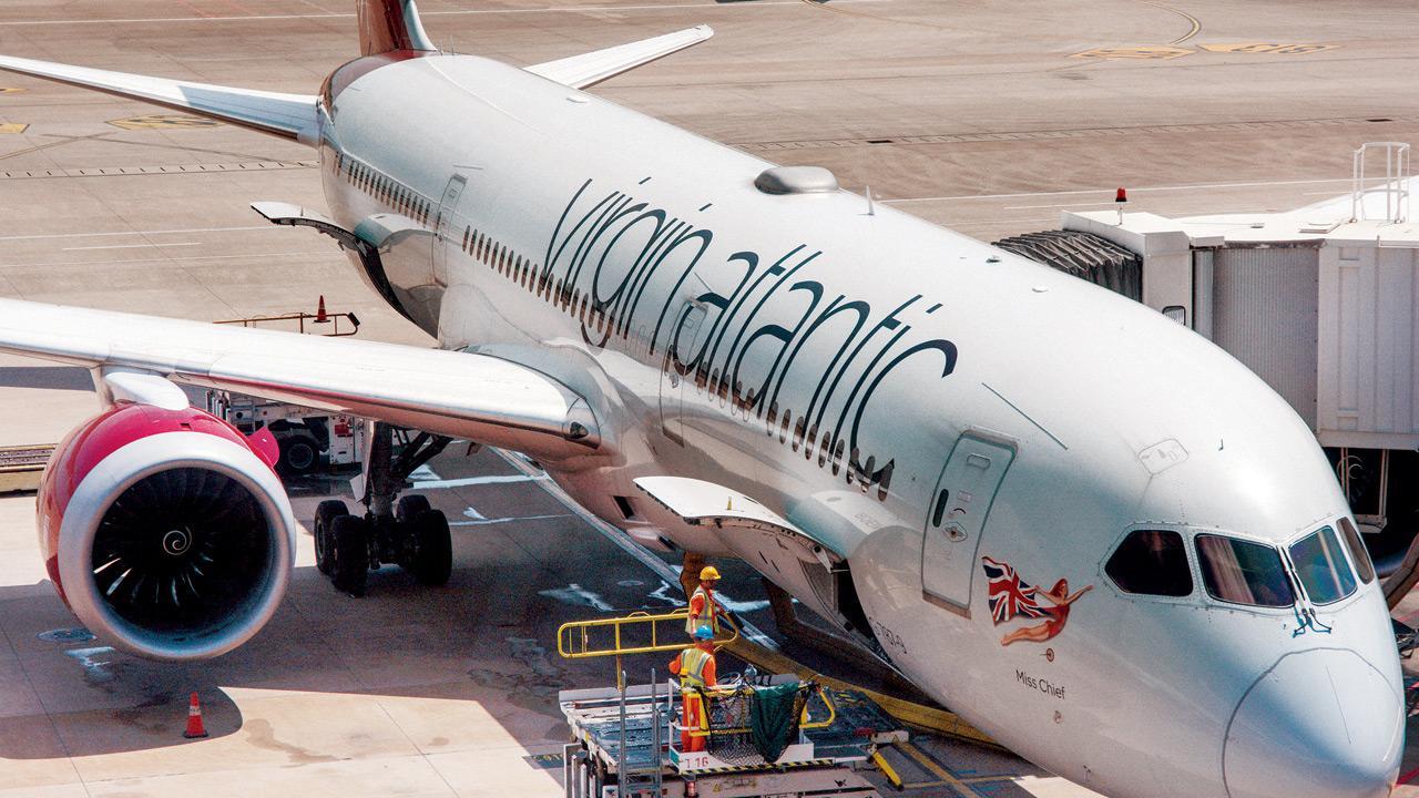 London to Mumbai flight turns around after ‘engine shutdown’