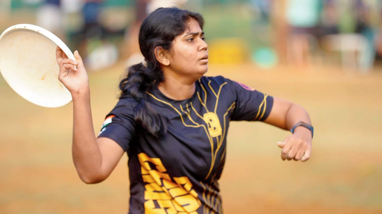 Mumbai Local  will see teams from Mumbai suburban, IIT Bombay, Virar, and Chinchwadi-Karjat