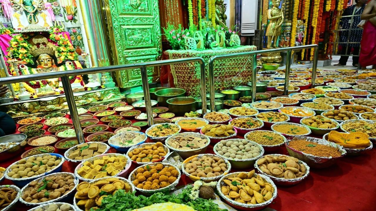 IN PHOTOS: Mumba Devi temple celebrates annual Annakut ritual