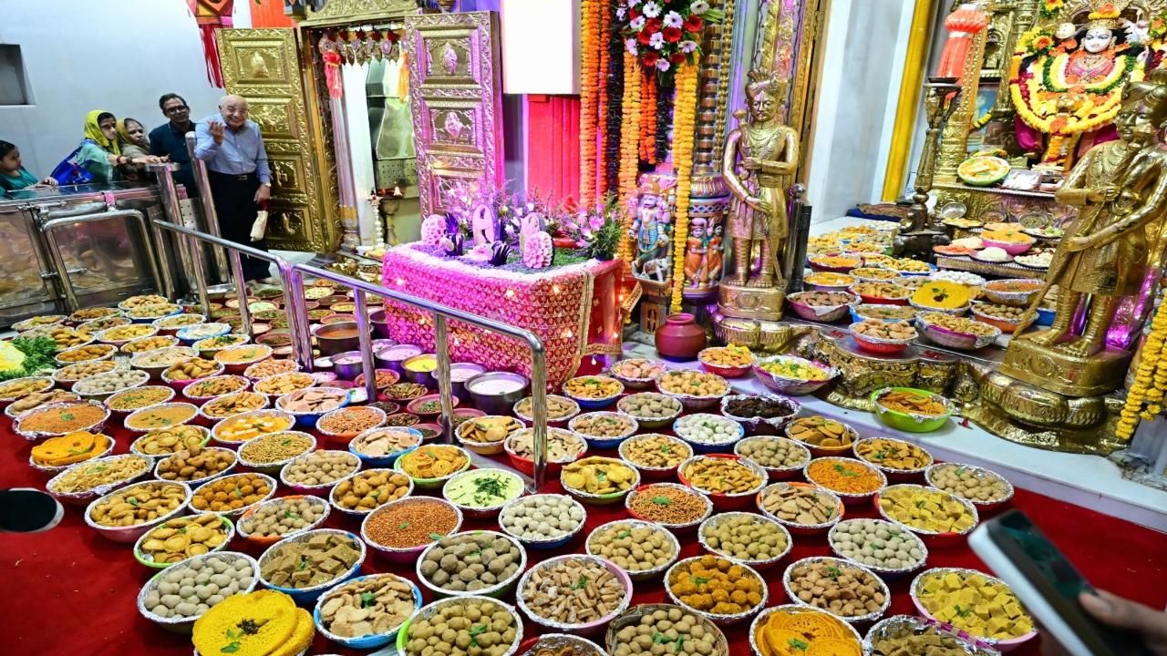 Devotees offer a wide variety of food items, including sweets, fruits, grains, vegetables, and other delicacies, to the goddess. This is seen as a symbolic offering of the 'first fruits' or food from the new harvest, to seek the goddess's blessings for prosperity, health, and well-being