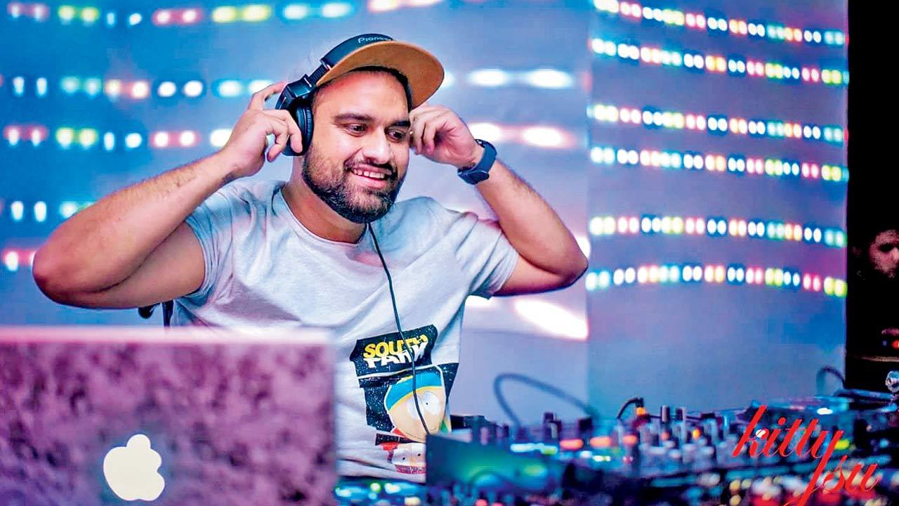 DJ Varun Khullar at his console