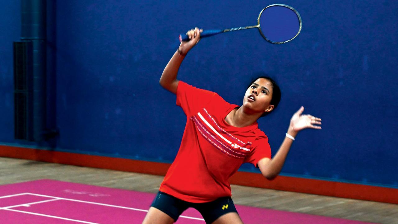 RAUBS High School’s Nidhi Pandekar returns to Juie Parab during their quarter-final clash