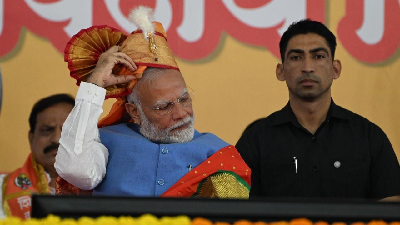 Without naming the Shiv Sena (UBT), PM Modi said, 