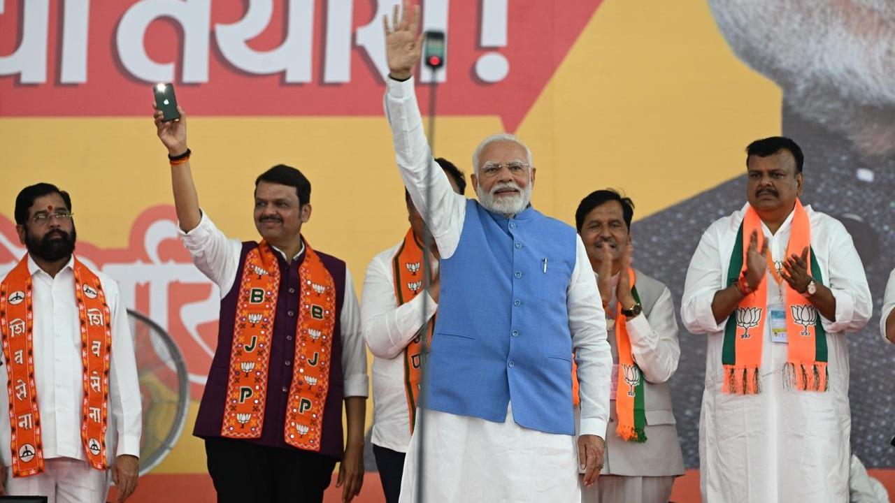 PM Modi said that the blessings of the entire Maharashtra are with Mahayuti