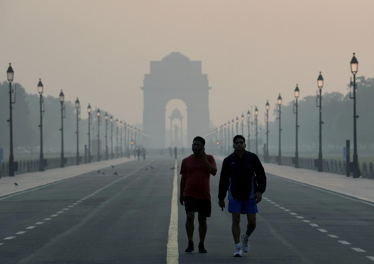 At IGI Airport, the AQI was at 371, Dwarka at 376, Jahangirpuri at 390, Mundka at 375, Patparganj at 365, Rohini at 390, Sonia Vihar at 396, and Wazirpur at 390