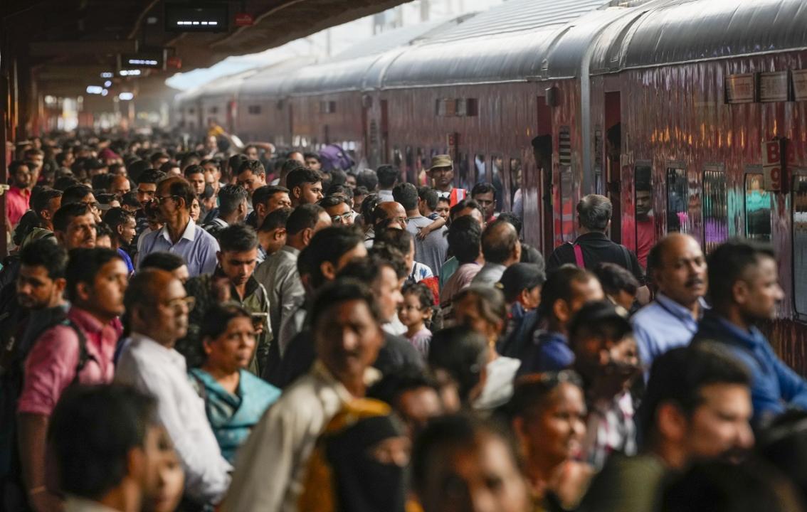 Chhath Puja: Railways operating 195 special trains from Delhi to facilitate passengers