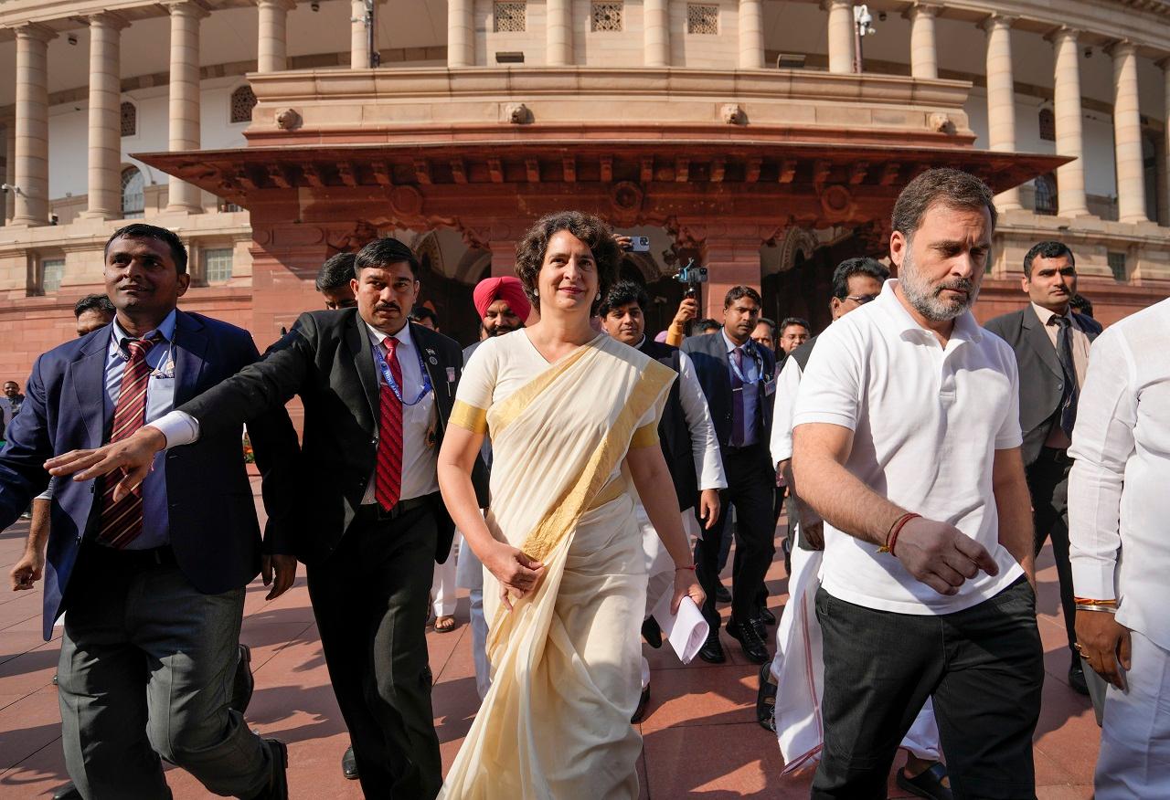 Priyanka Gandhi also met the Congress president after taking oath and took his blessings