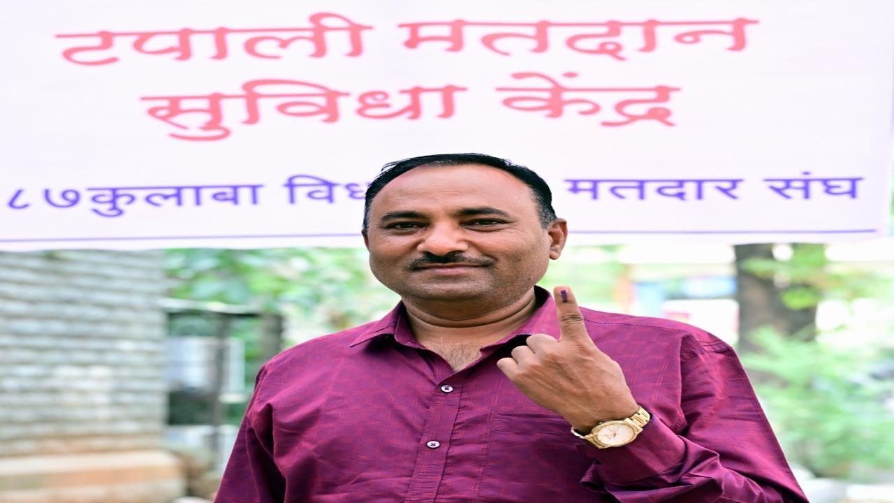 The police personnel will be on duty on election day, November 20, owing to which they will not be able to cast their votes. Army and police personnel, government officials on poll duty can cast their ballot through postal voting
