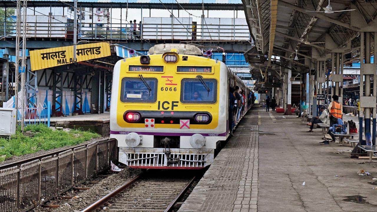 Mumbai: Train commuters want single transport authority like London