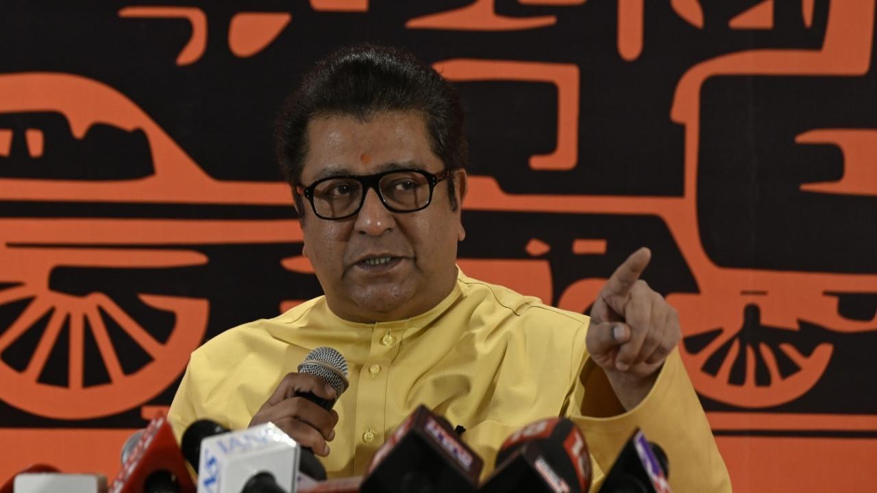 On Wednesday, Thackeray addressed a public rally at Worli’s Jambori Maidan, where he criticised Shiv Sena (UBT) Chief and his cousin Uddhav for forming a government with Congress after contesting the elections in alliance with the BJP. He urged Worli voters to ‘take revenge’ for the betrayal of their votes