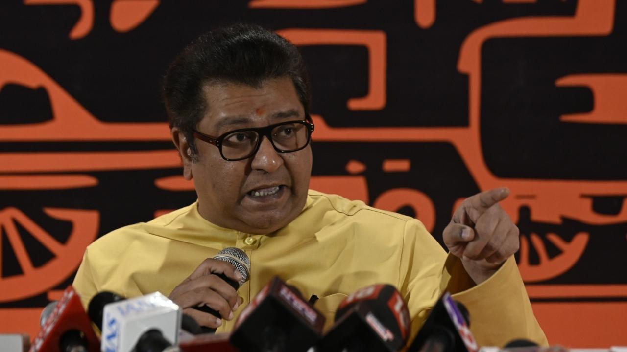 During Wednesday’s rally, Raj Thackeray notably refrained from speaking against the Mahayuti coalition