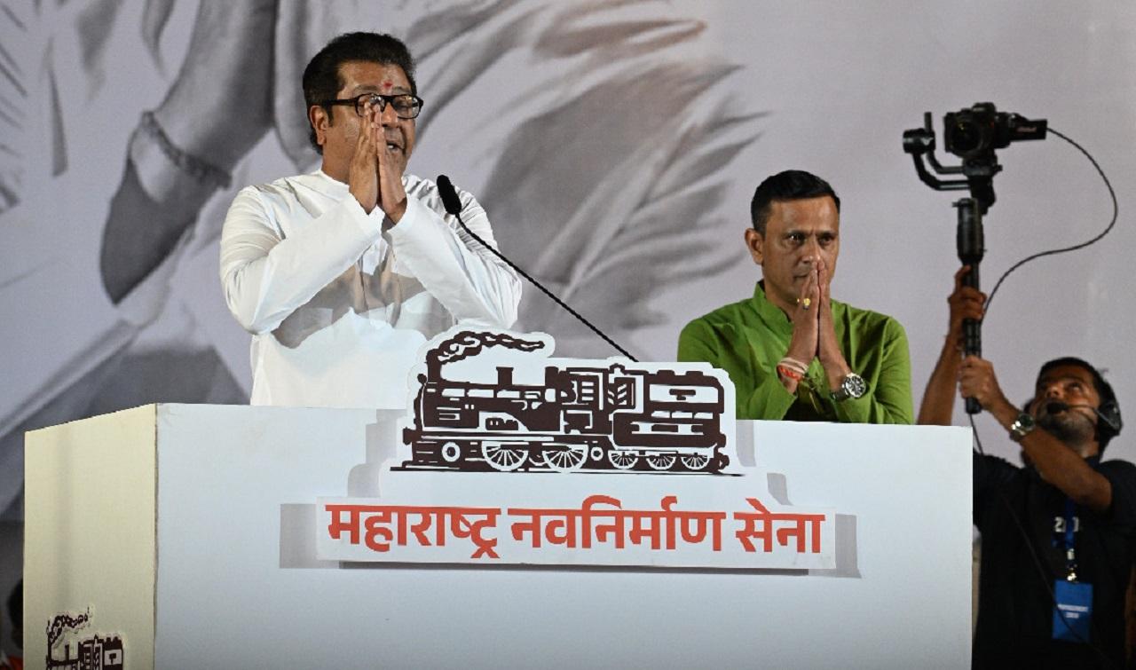 He urged Worli voters to ‘take revenge’ for the betrayal of their votes