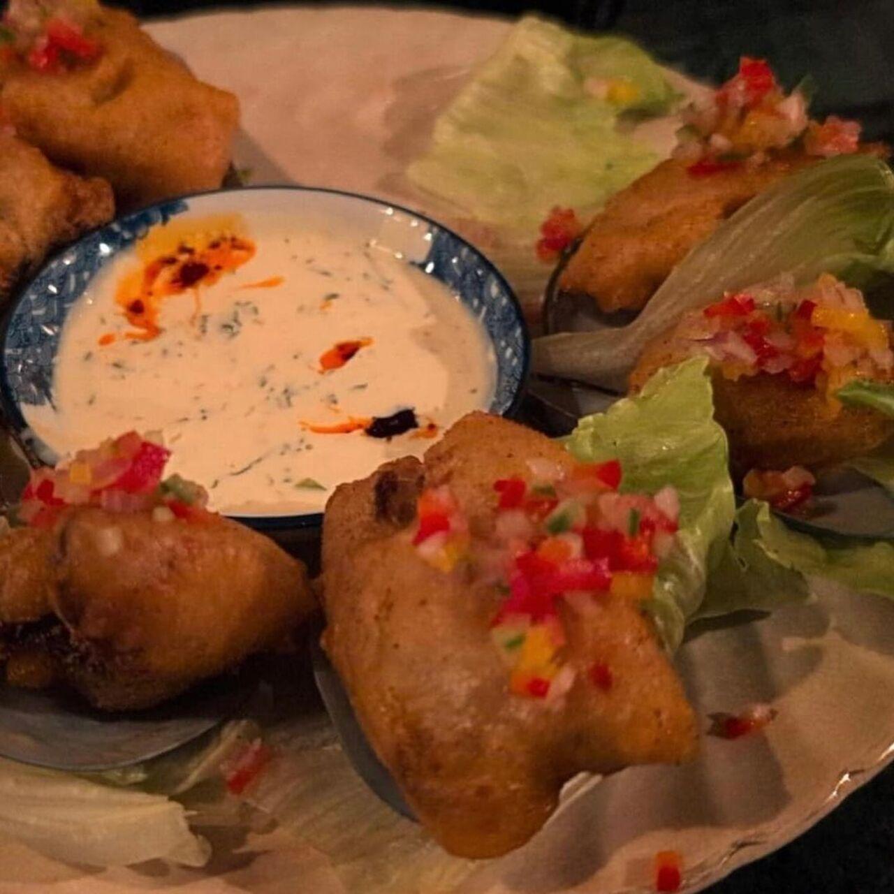 She also ate some mussels tempura with tartare at a bar called Grumps.